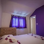 Mira Makarska - Villa *