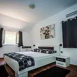Villa Mira Makarska -