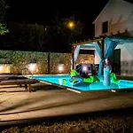 Mira Makarska -