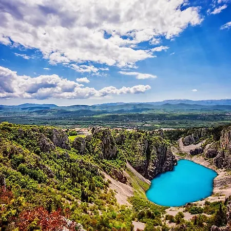 Mira Makarska - Villa Imotski