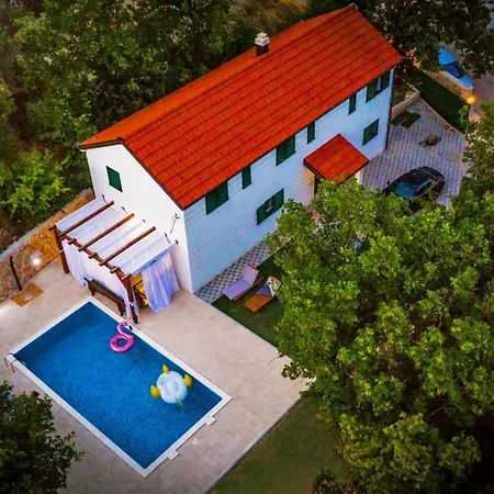 Mira Makarska - Imotski